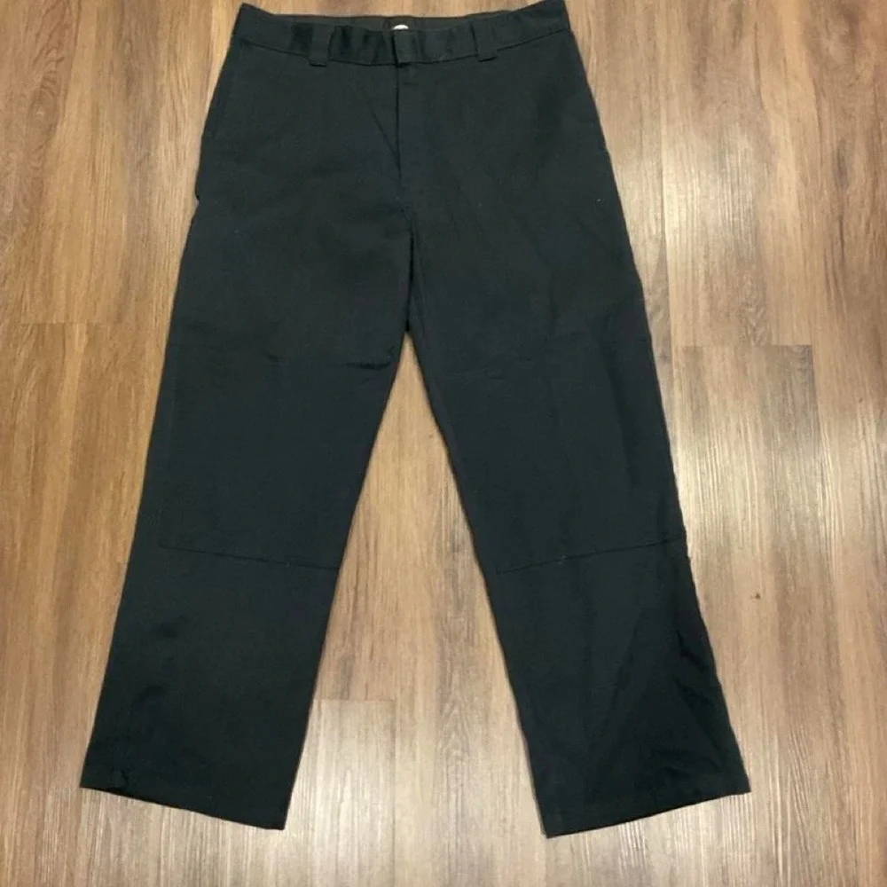 Dickies black loose fit